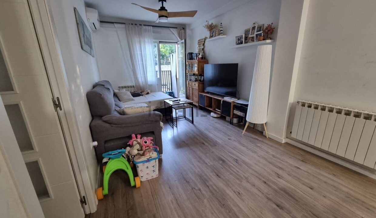 Piso en venta en CL Alamin (2)