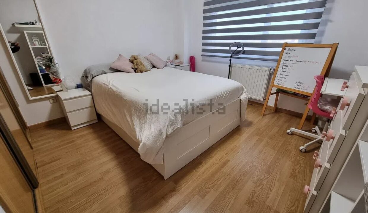 Chalet adosado en venta en Tortola de Henares (14)