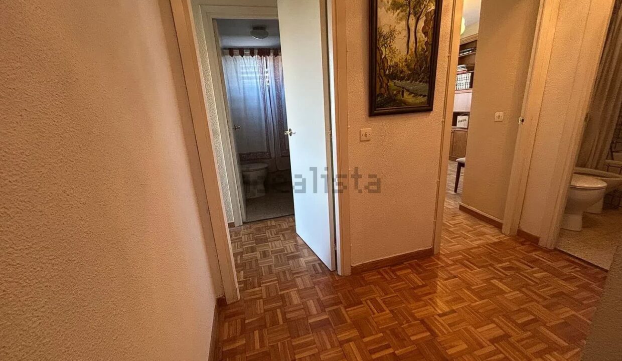 Piso en venta en Avenida del Ejército (12)